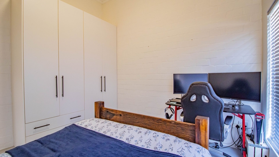 3 Bedroom Property for Sale in Britannia Beach Estate Western Cape